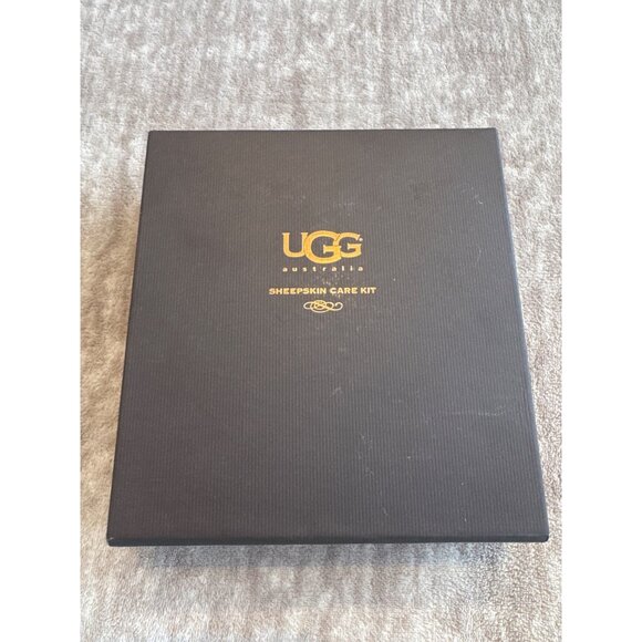 Ugg Sheepskin Care Kit New - Picture 1 of 3